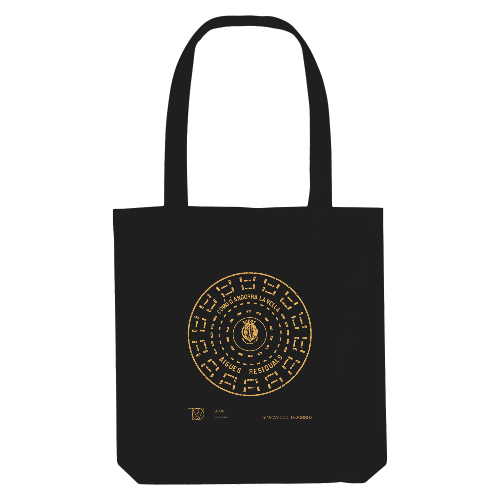 Andorra Tote Bag 
Trage Tasche
Tasche
Stofftasche
Kanaldeckel
Gullydeckel
Design 
Kanaldeckel print
Kanaldeckel design
Back print
Discover 
Tscover 
Aufdruck
Stadt merch
Stadt
Tscover by create.studio
Tscover by create.
Manhole cover  T'scover