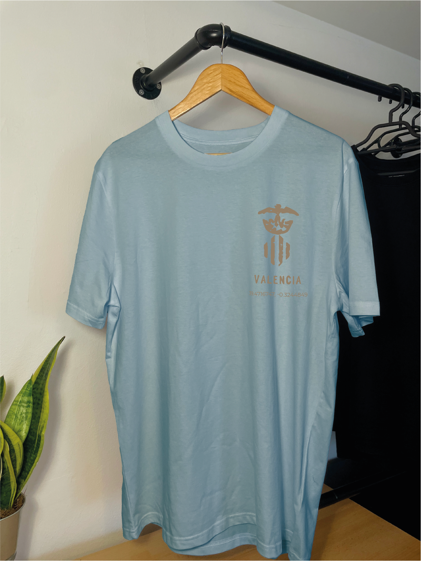 Valencia ShirtPrint shirts
Printshirts
T shirts
Kanaldeckel
Gullydeckel
Design 
Kanaldeckel print
Kanaldeckel design
Kanaldeckel printshirt
T shirt back print 
Back print
Discover 
Tscover 
Aufdruck
Stadt merch
Stadt
Tscover by create.studio
Tscover by create.
Valencia
Valenica Espana
Spain Spanien T'scover